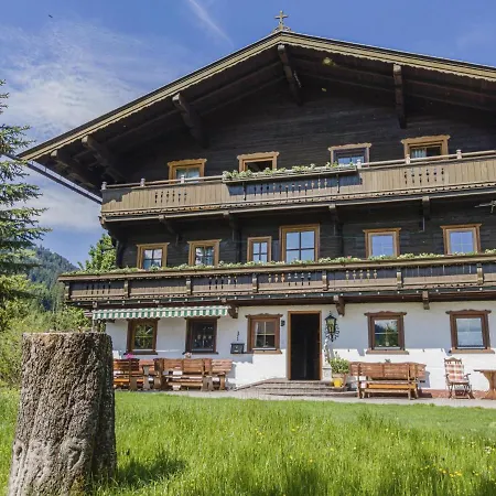 Weberhof 1-2 Apartment